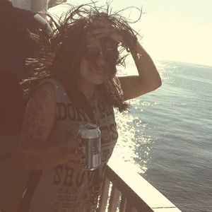 Meet your Posher, Valentina